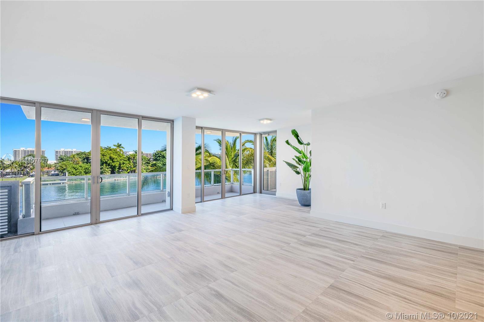 BAY HARBOR ISLAND - Residential
