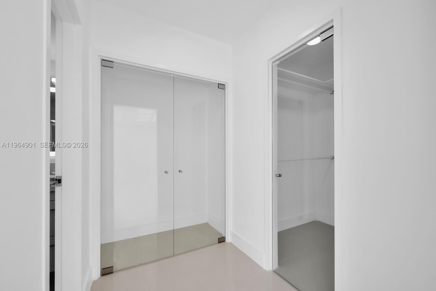 MIRADOR 1000 CONDO - Residential