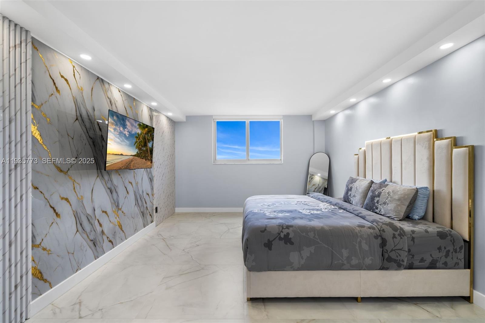 OCEANVIEW BUILDING B COND - Residential