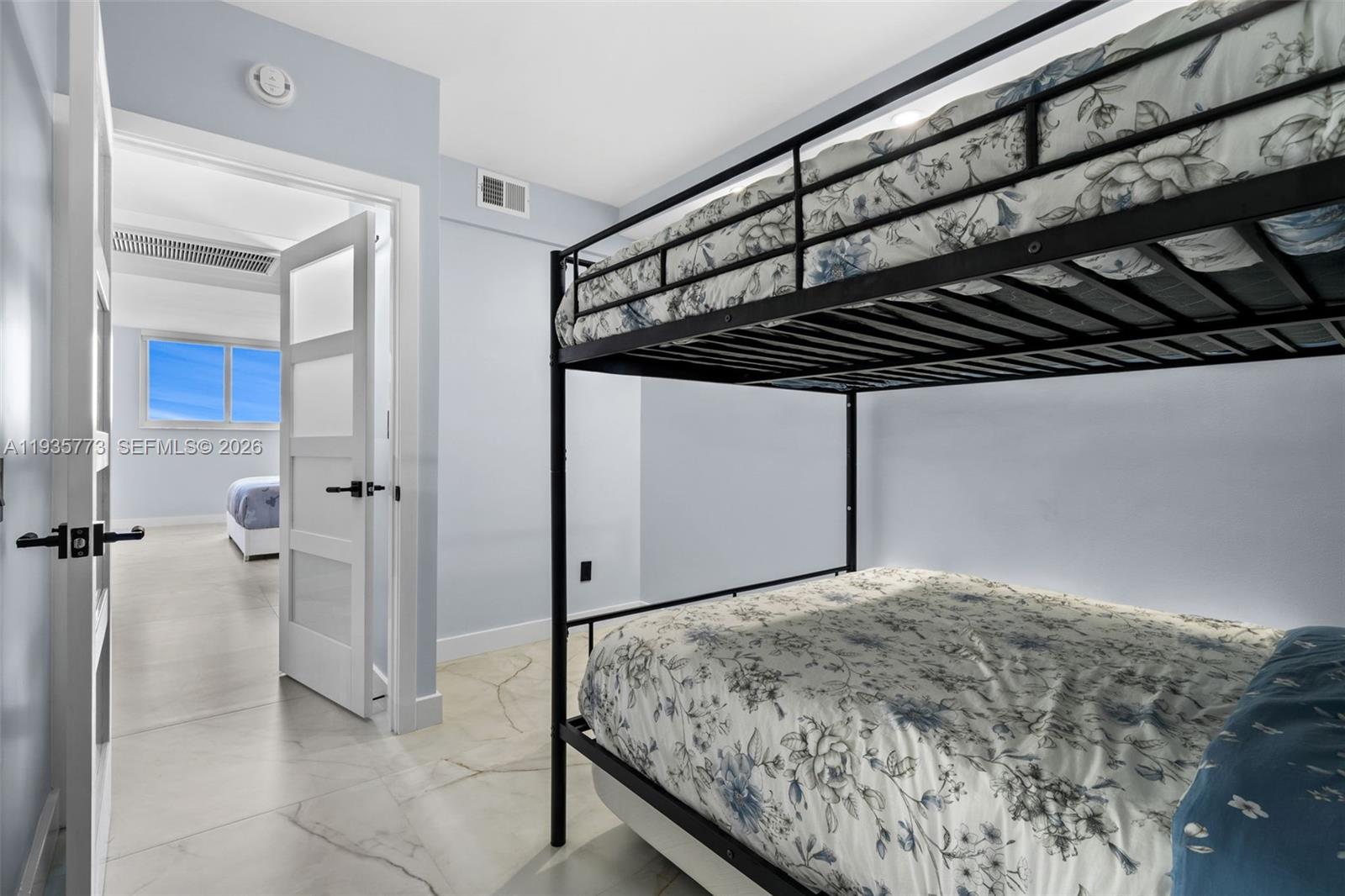 OCEANVIEW BUILDING B COND - Residential