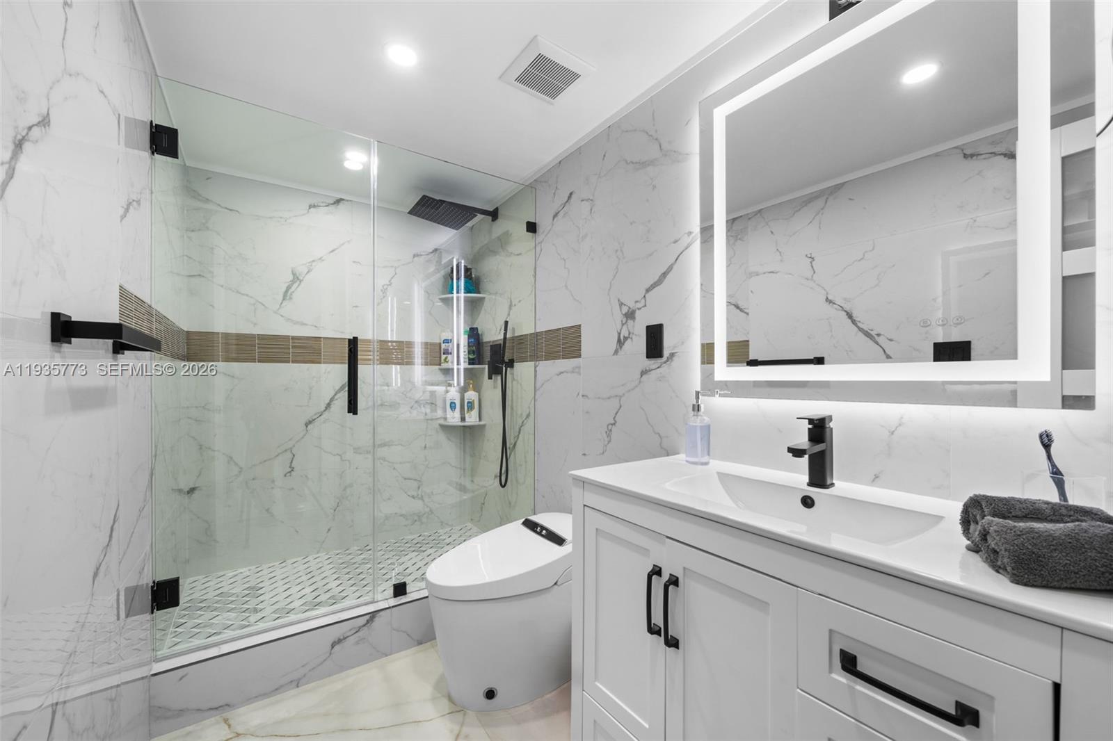 OCEANVIEW BUILDING B COND - Residential