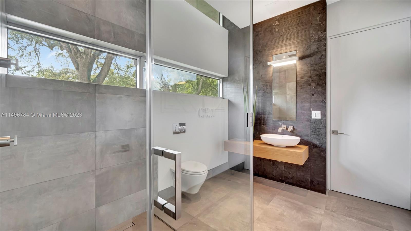 OAKRIDGE ESTATES SEC 2 - Residential