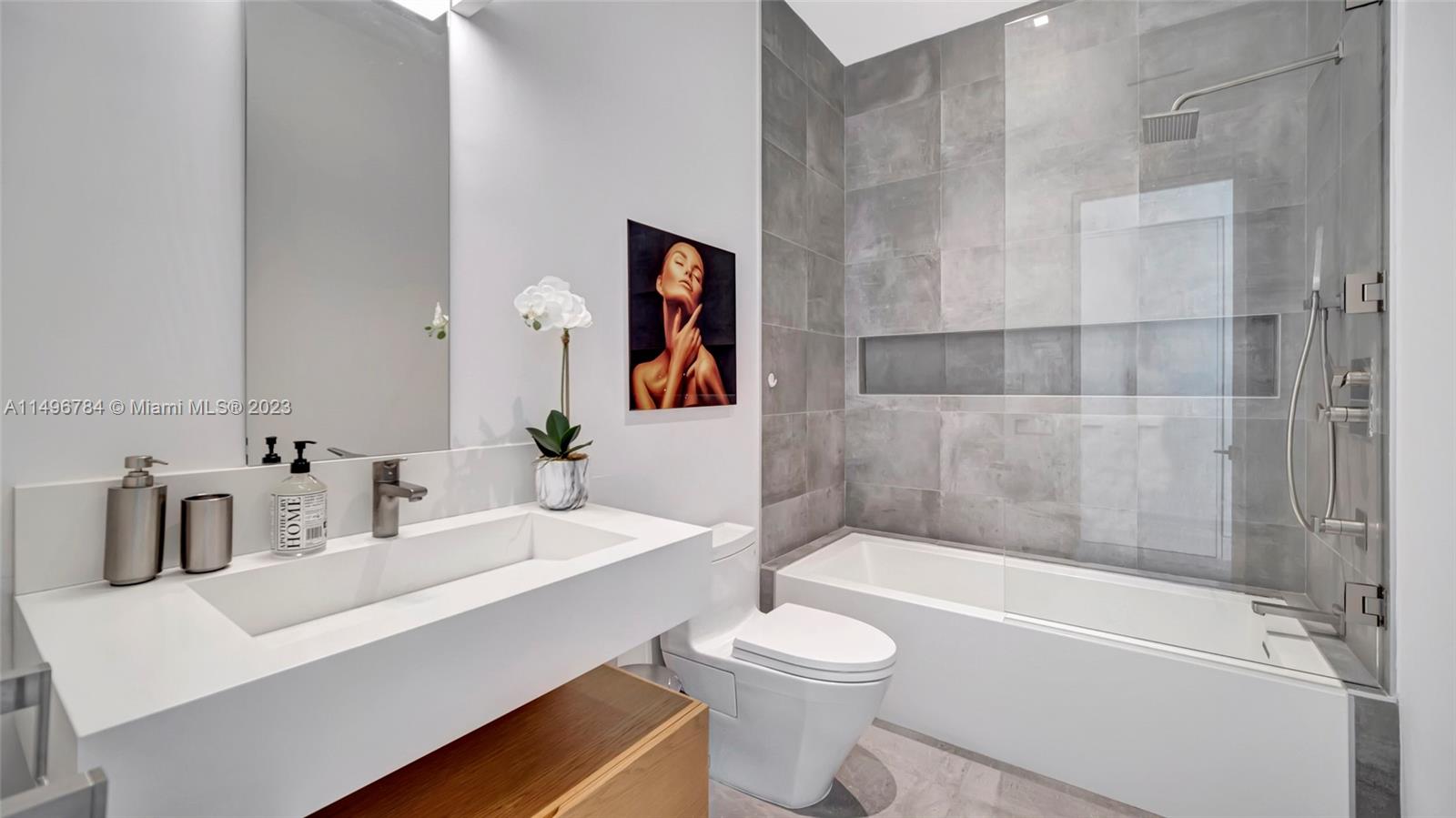 OAKRIDGE ESTATES SEC 2 - Residential