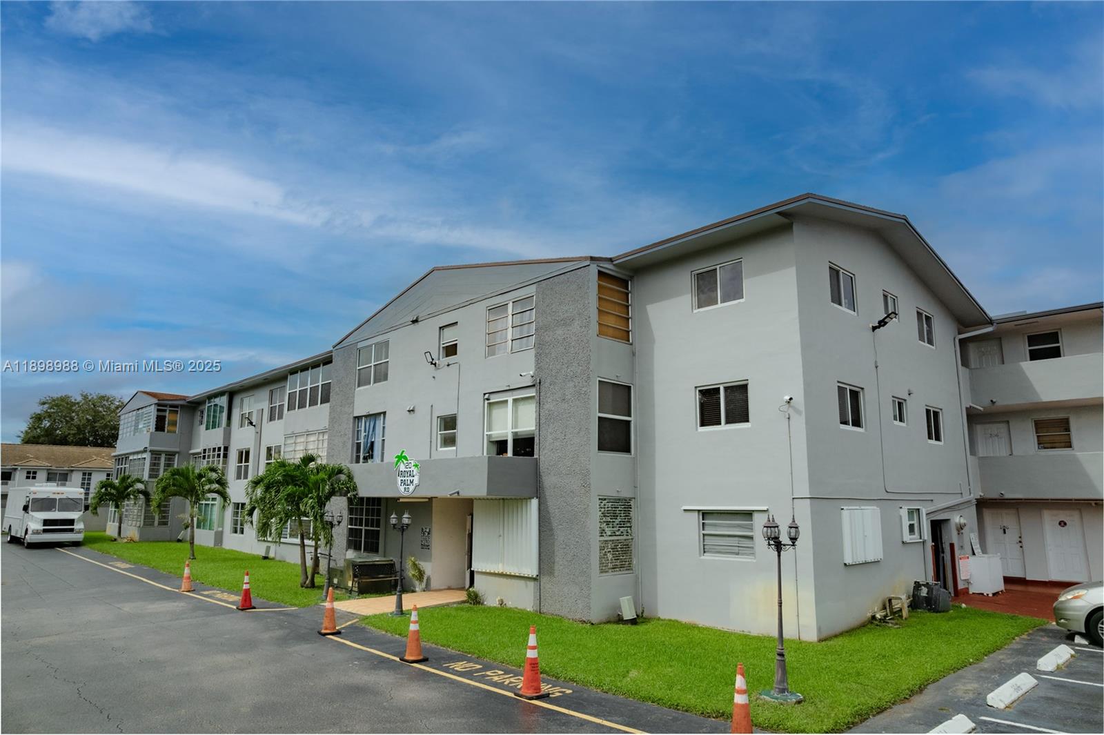 HIALEAH GARDENS BLDG NO. - Residential Lease