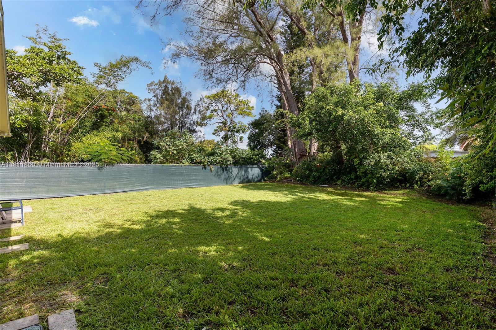 NORTH AMERICAN FRUIT CO - Residential Lease