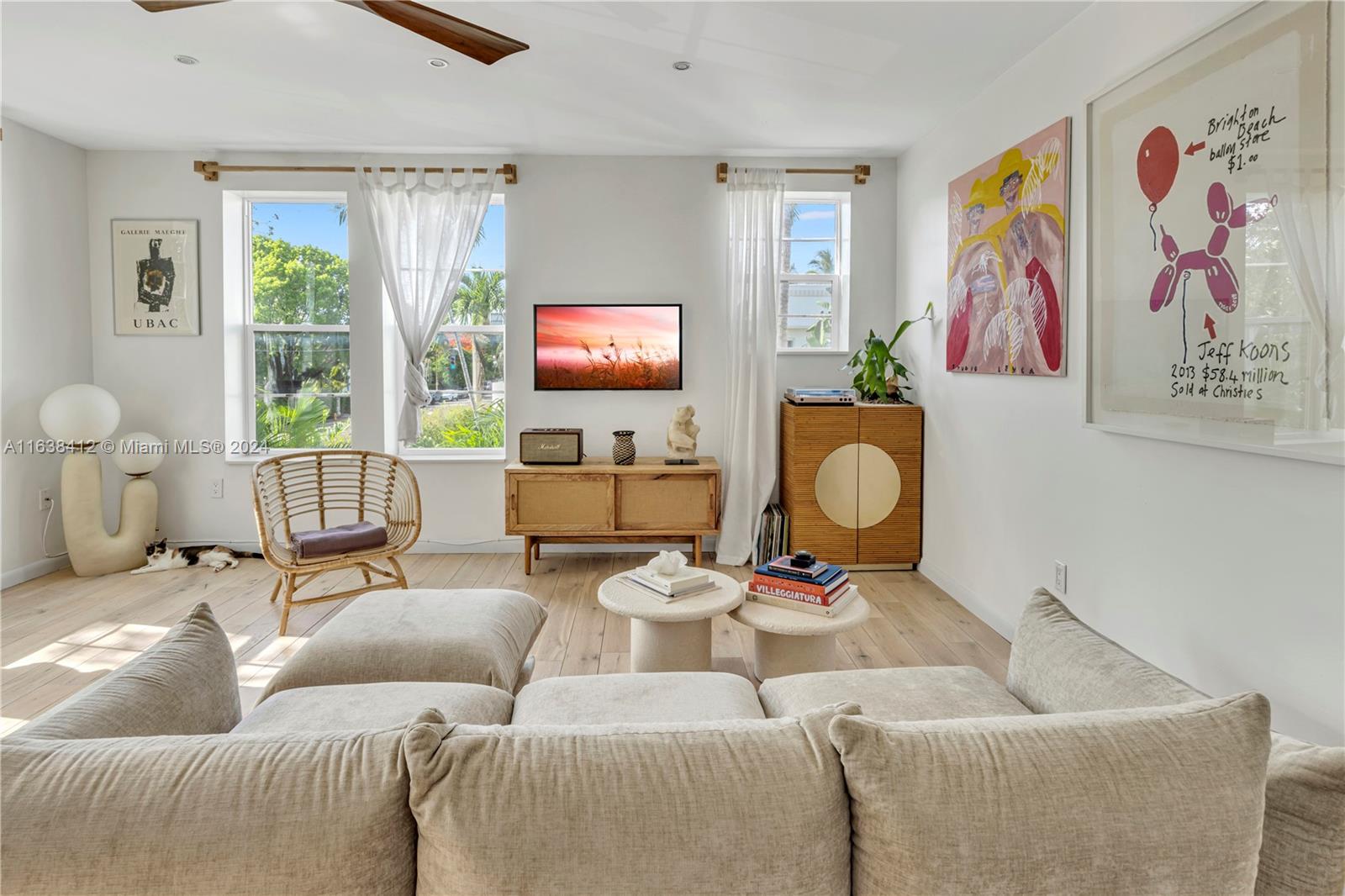 LINCOLN VIEW CONDO - Residential