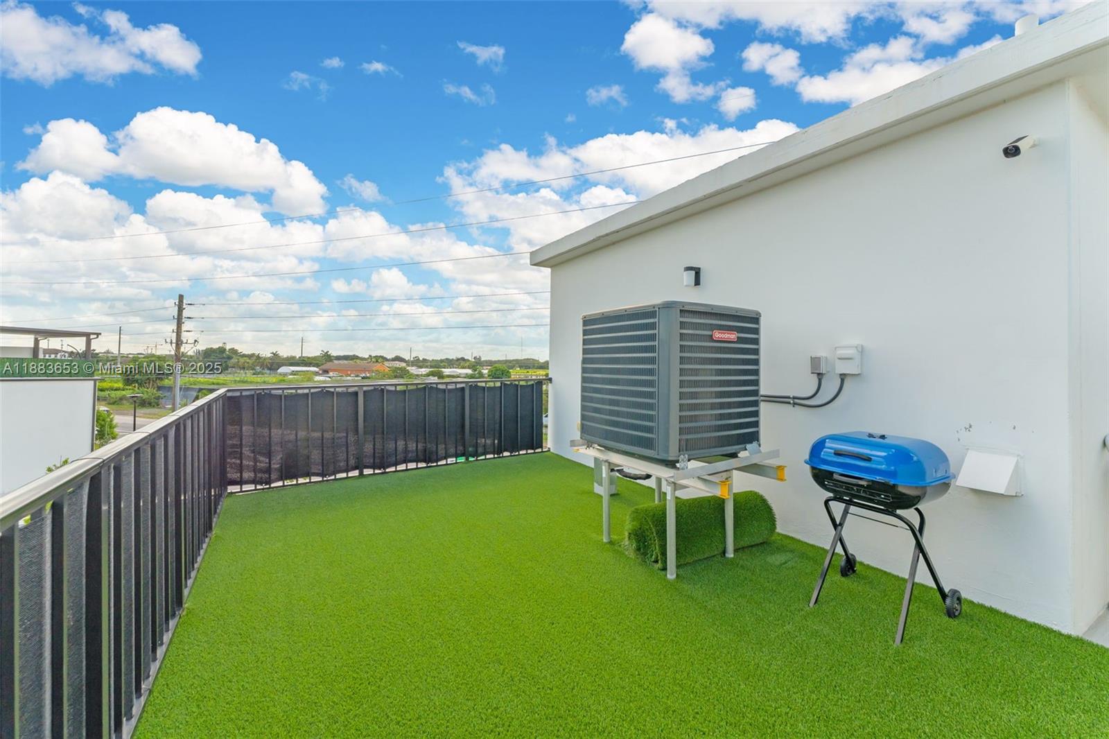 On Grandville - Residential Lease