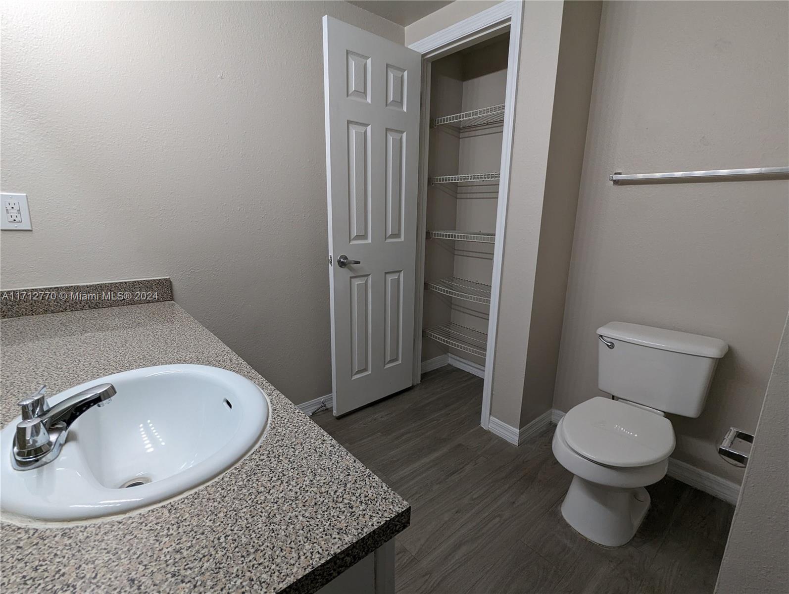 MARQUESA CONDO - Residential