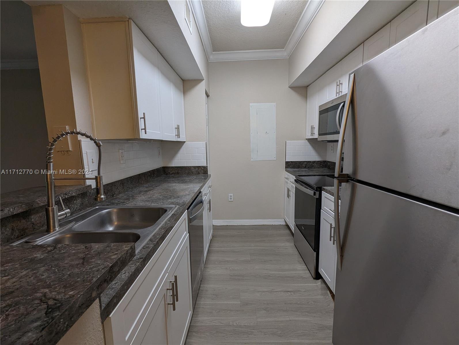 201 SW 116th Ave 22-102