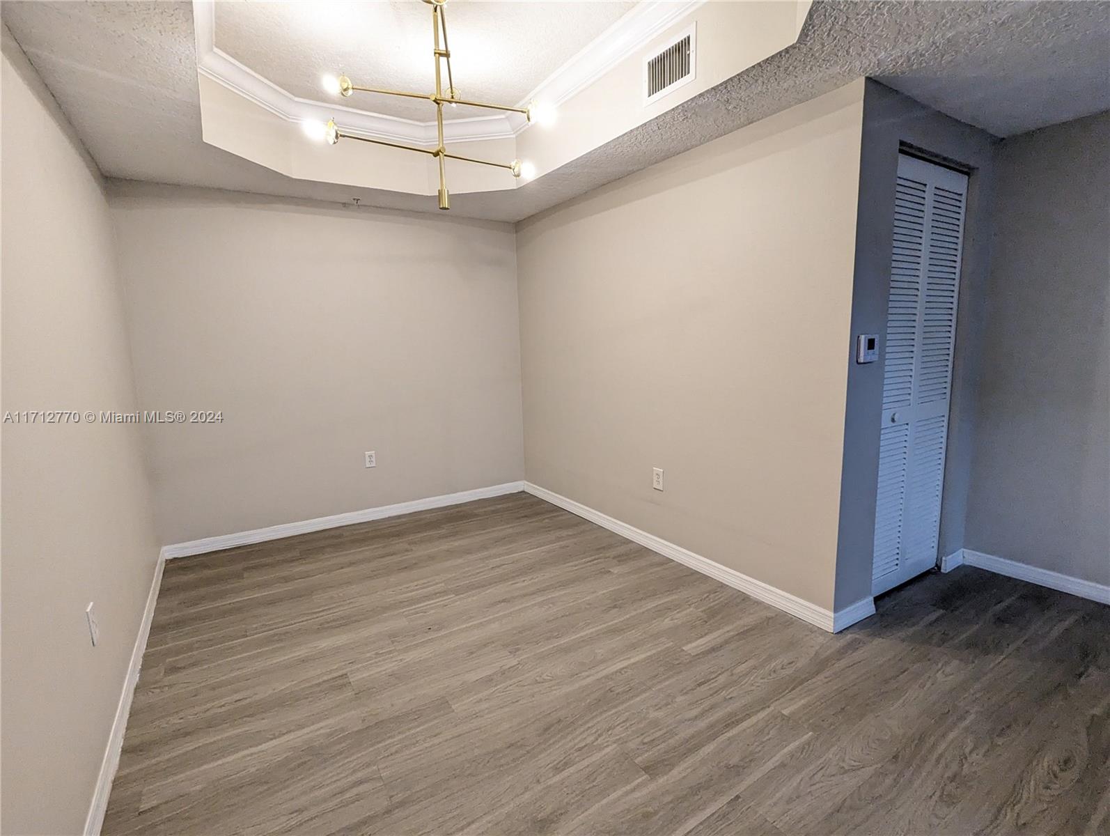 MARQUESA CONDO - Residential
