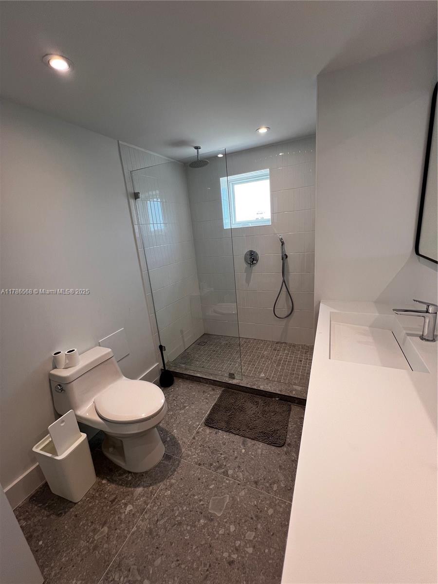 CORAL SEA TOWERS CO-OP - Residential