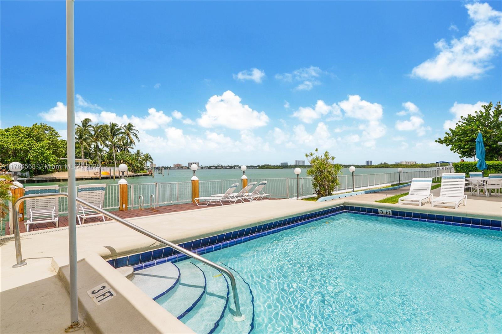 10300 W Bay Harbor Dr 9D