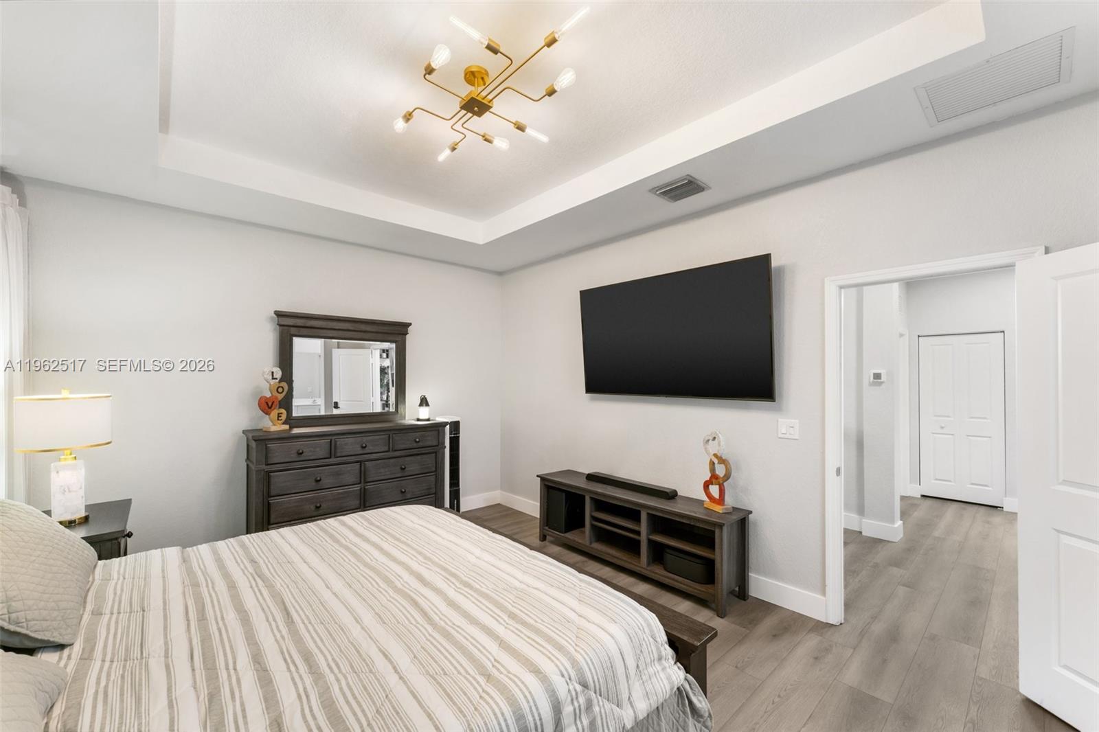 VIA VENTURA NEIGHBORHOOD - Residential