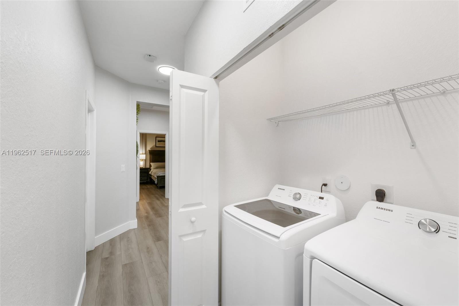 VIA VENTURA NEIGHBORHOOD - Residential