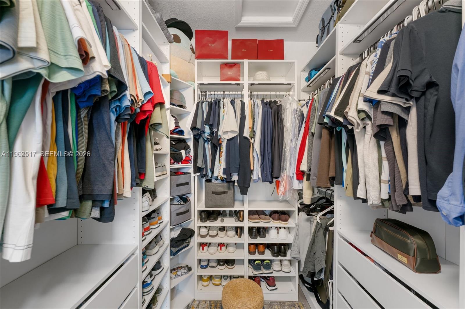 VIA VENTURA NEIGHBORHOOD - Residential