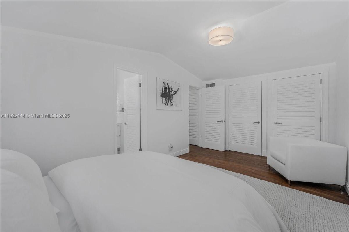 MASHTA ISLAND - Residential