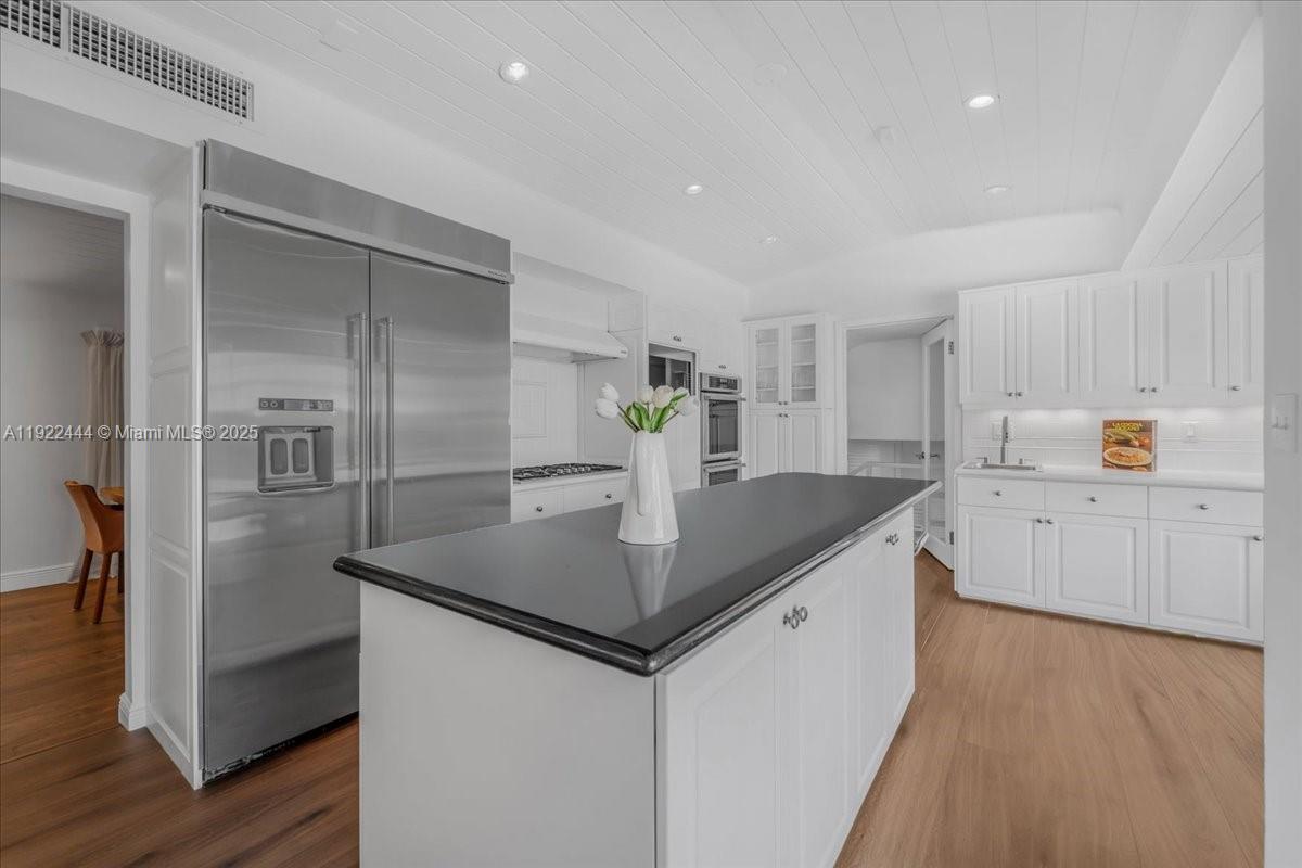 MASHTA ISLAND - Residential