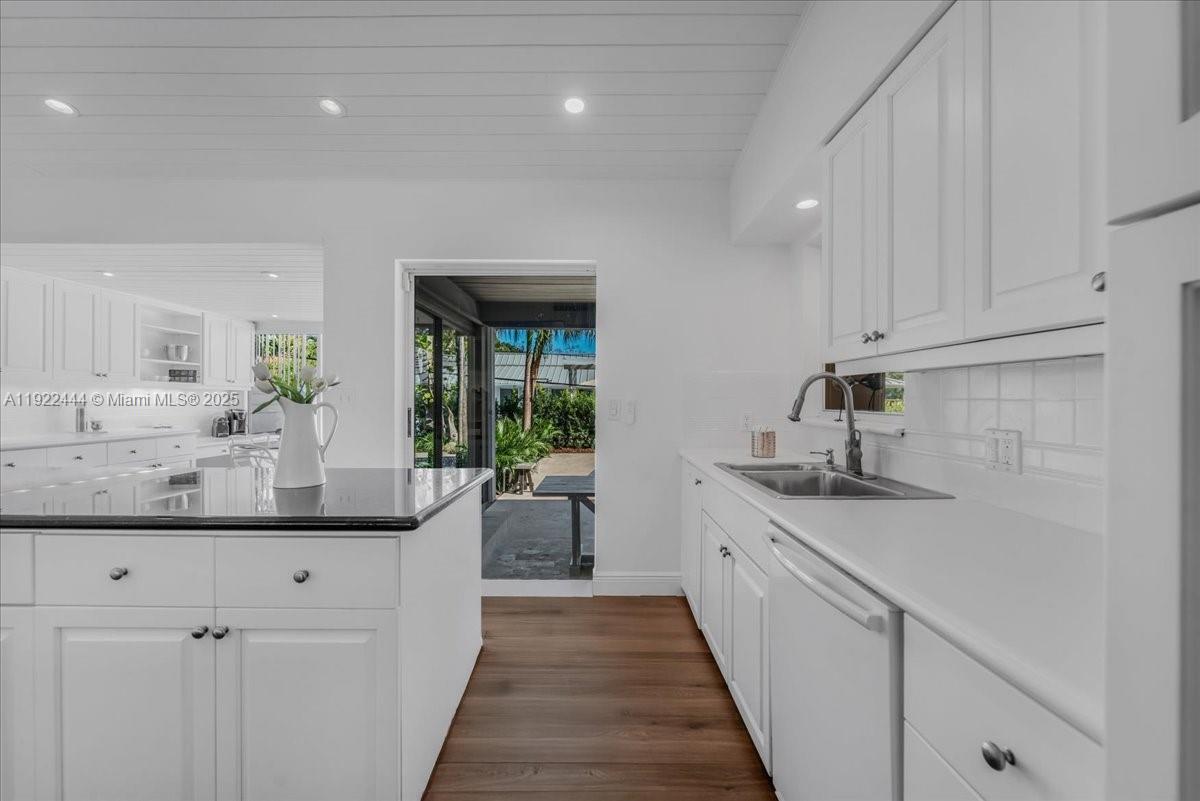 MASHTA ISLAND - Residential