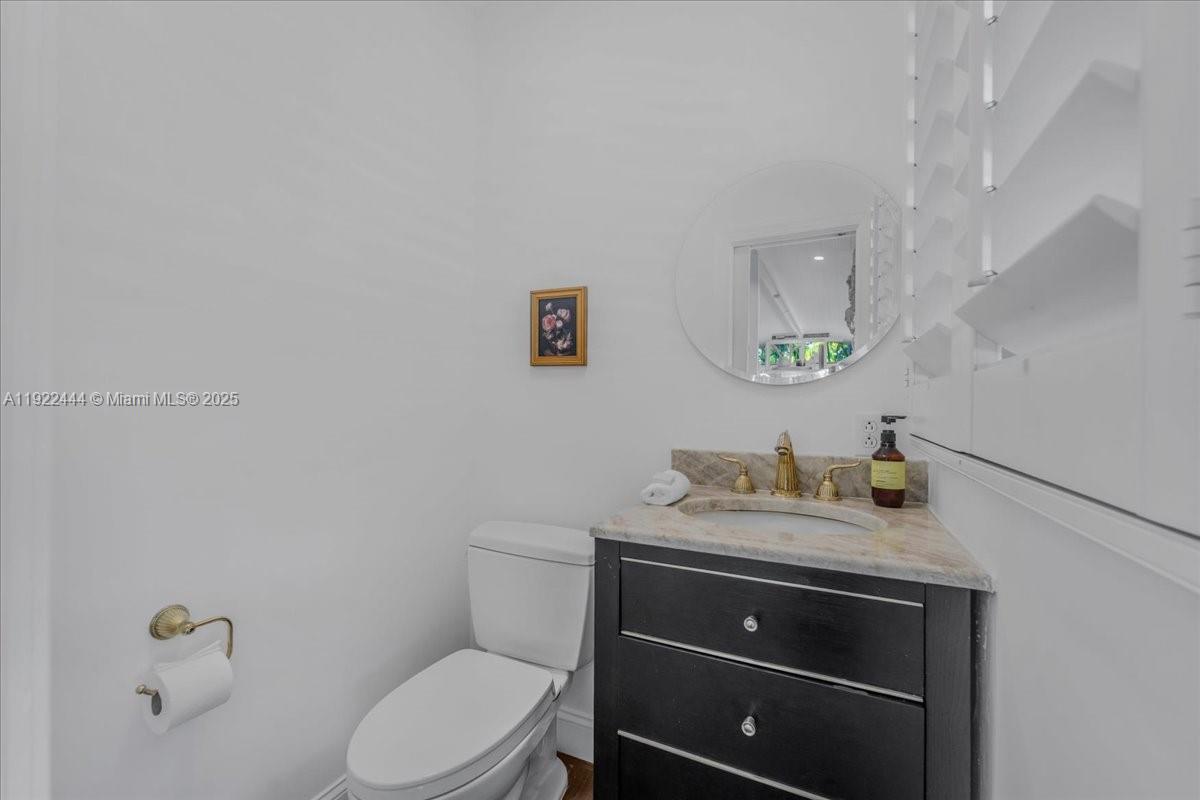 MASHTA ISLAND - Residential