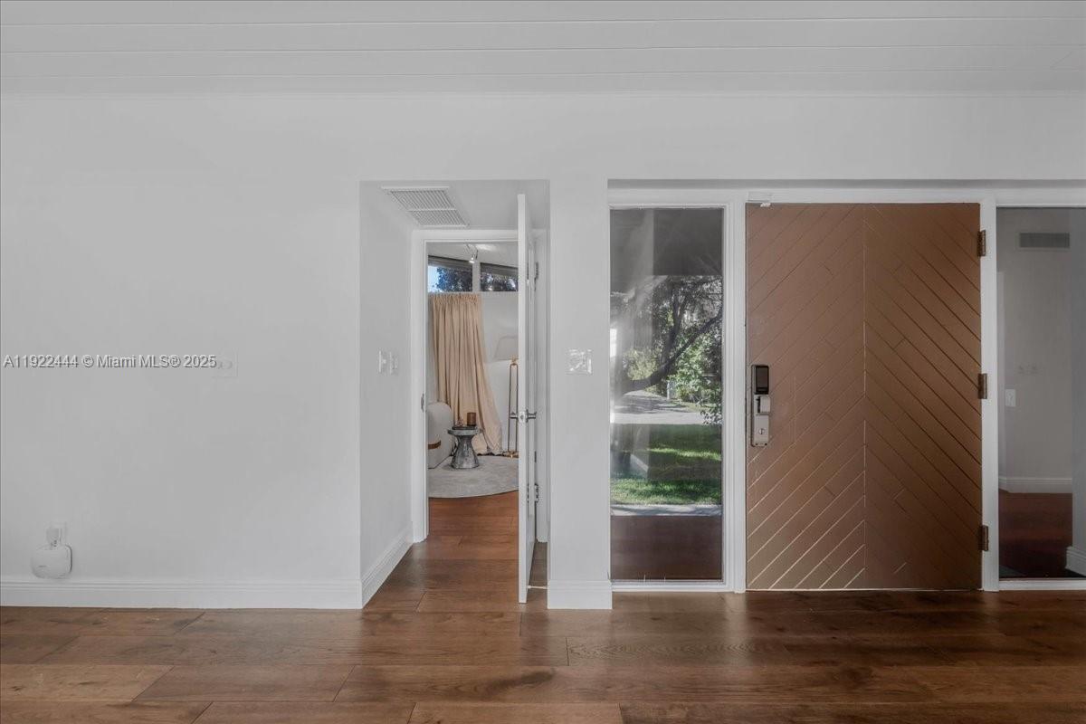 MASHTA ISLAND - Residential