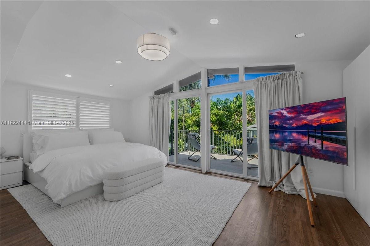 MASHTA ISLAND - Residential