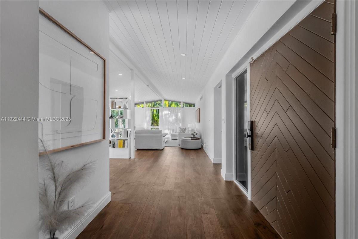 MASHTA ISLAND - Residential