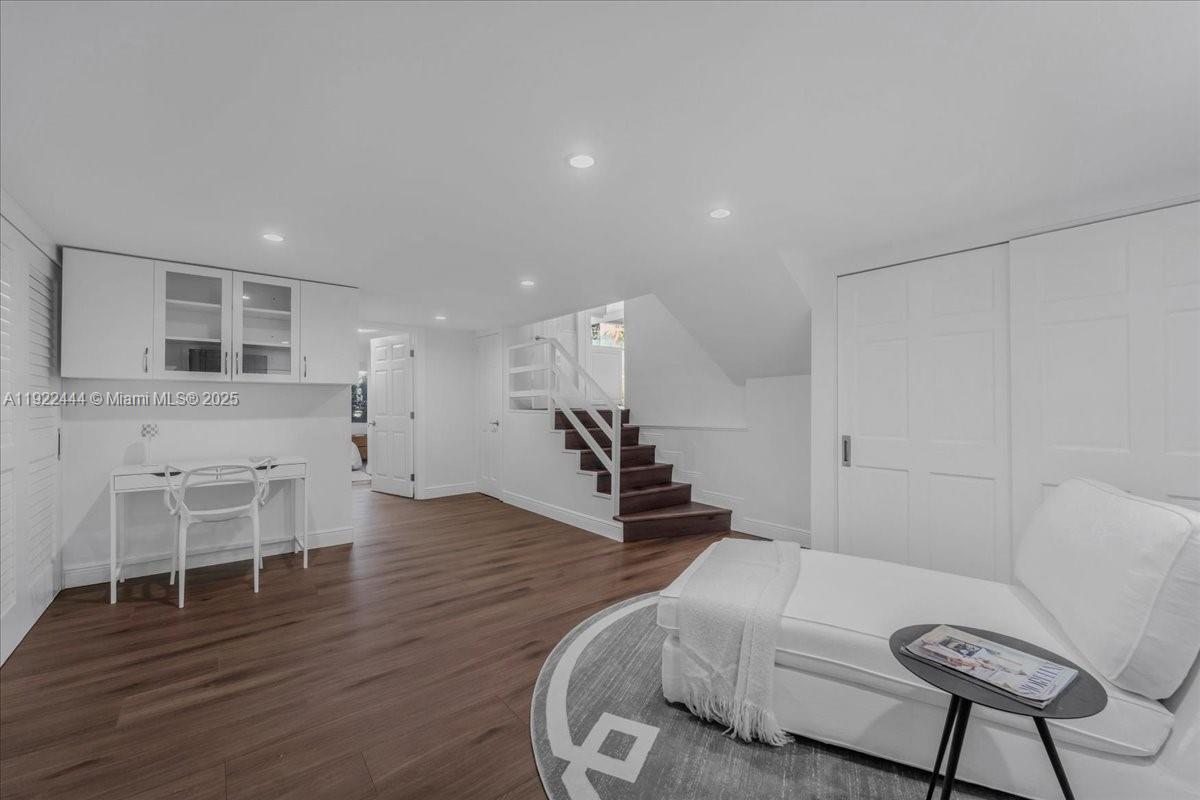 MASHTA ISLAND - Residential