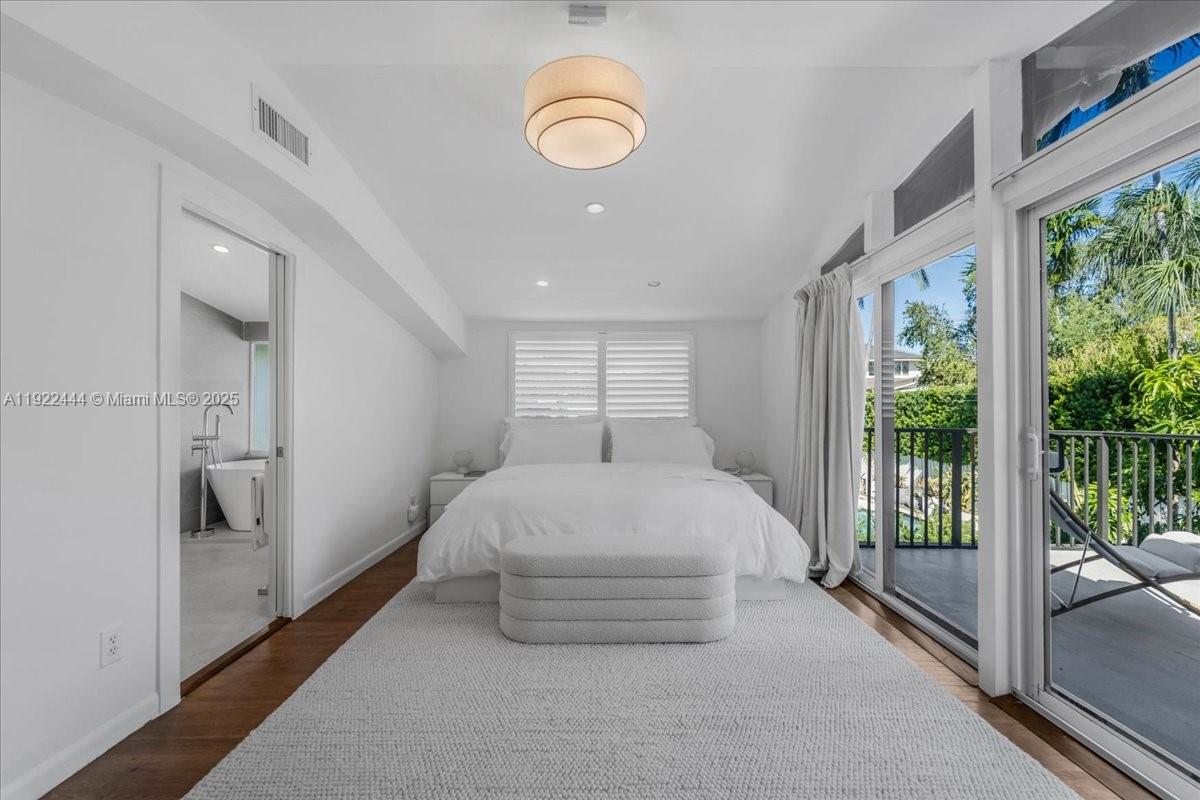 MASHTA ISLAND - Residential