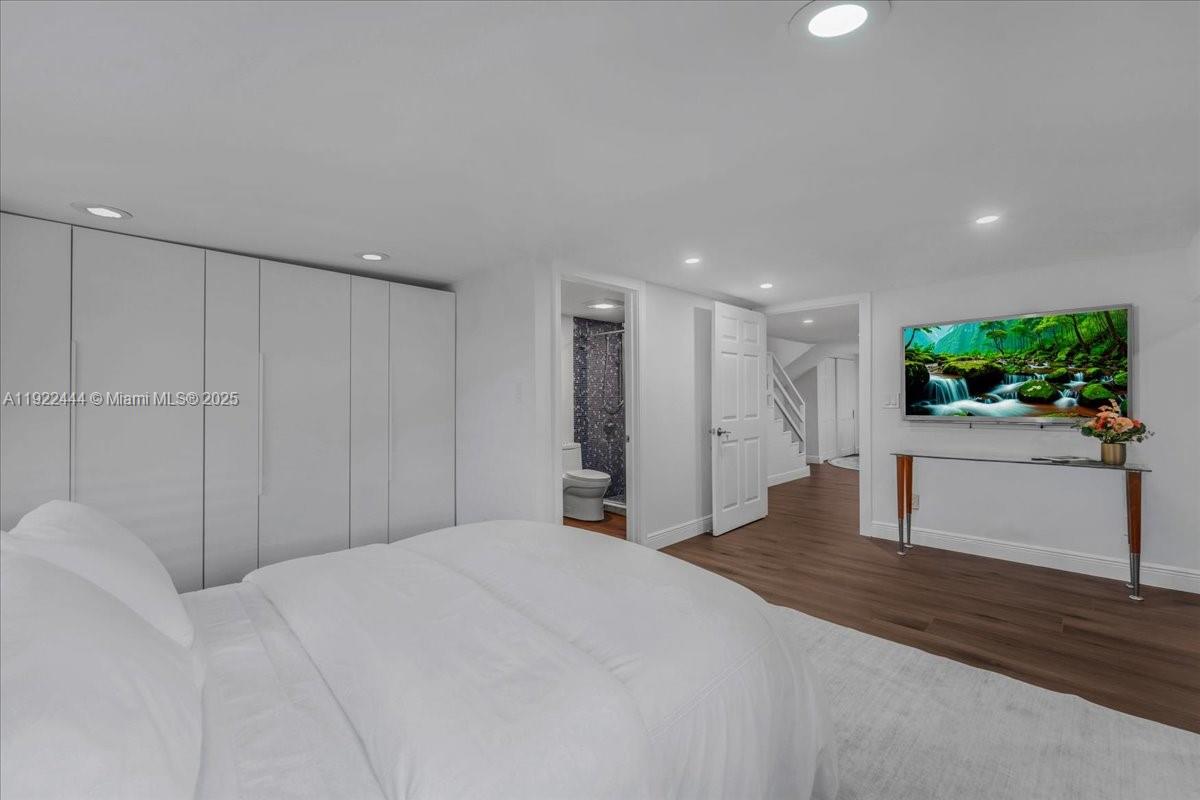 MASHTA ISLAND - Residential