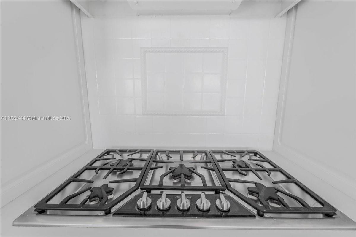 MASHTA ISLAND - Residential