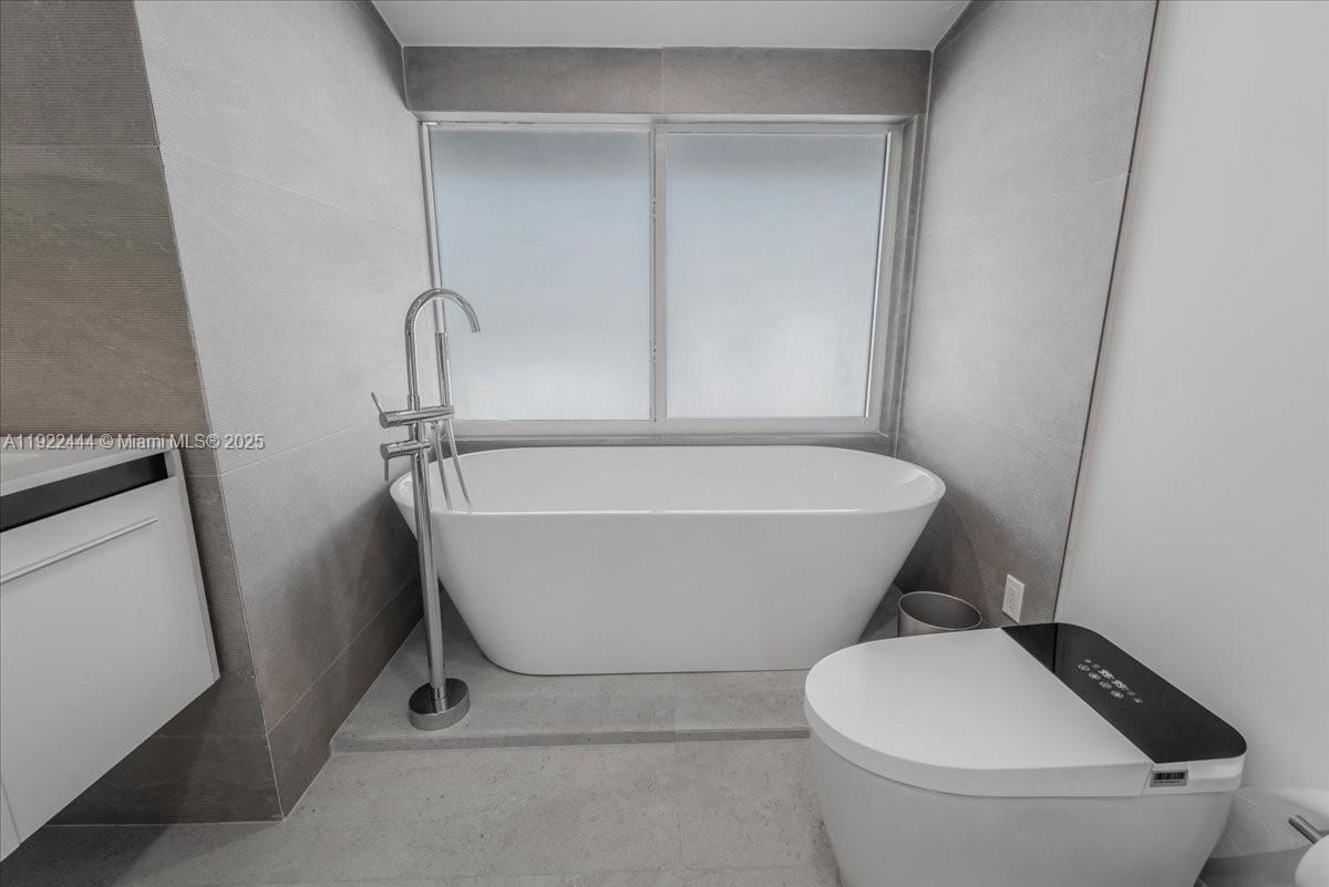 MASHTA ISLAND - Residential