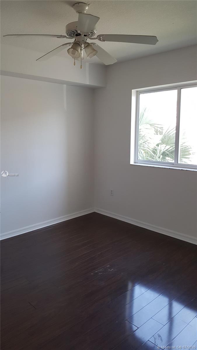 PARADISE POINTE CONDO - Residential Lease