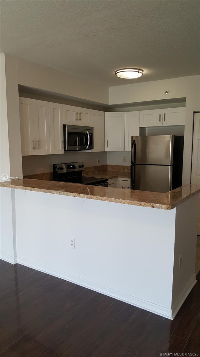 PARADISE POINTE CONDO - Residential Lease