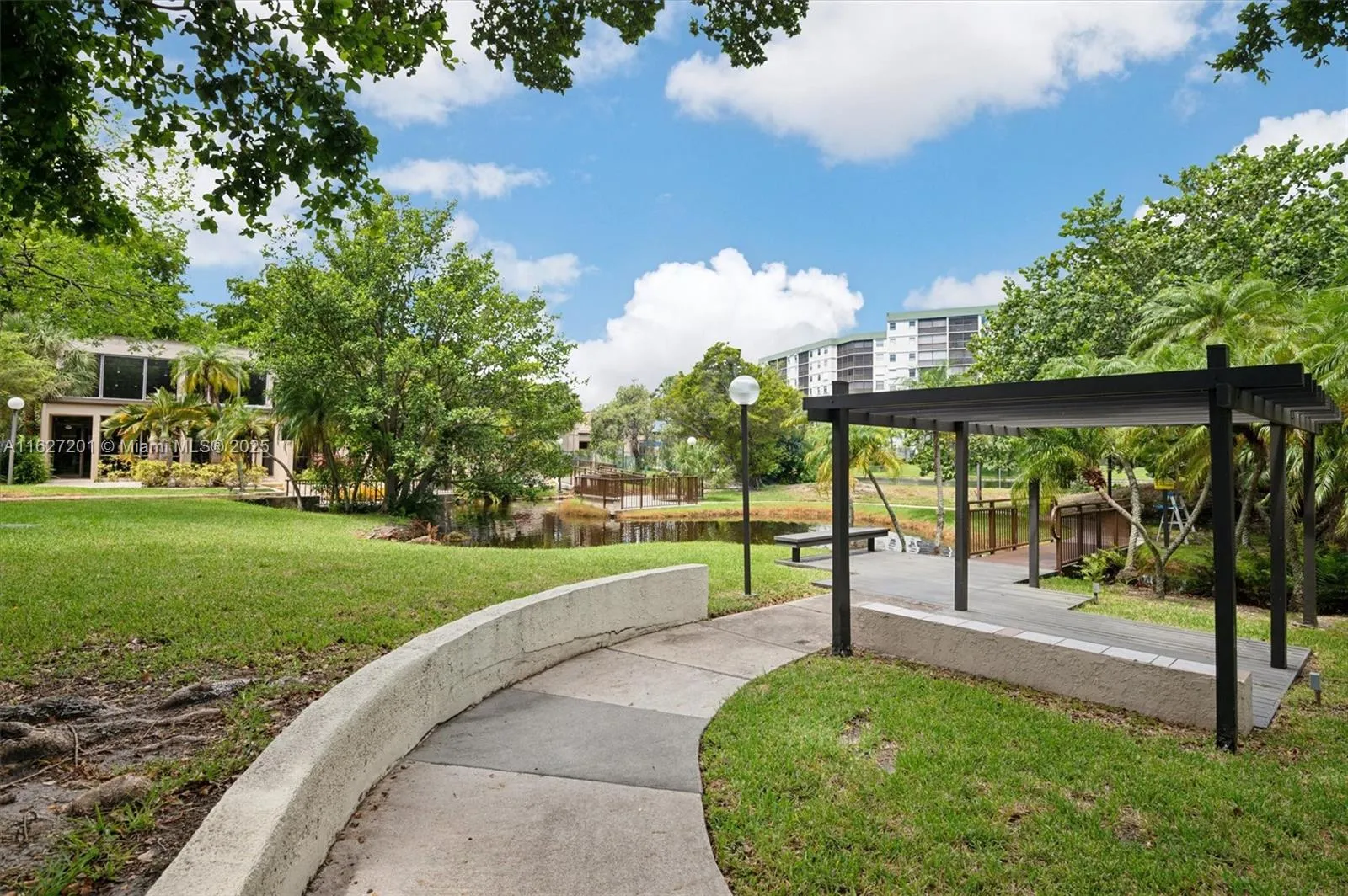 Pompano Beach, Florida 33069, United States, 3 Bedrooms Bedrooms, ,2 BathroomsBathrooms,Residential,Active,51499