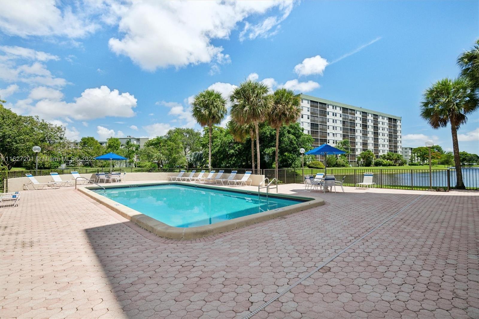 CYPRESS BEND I-A CONDO - Residential