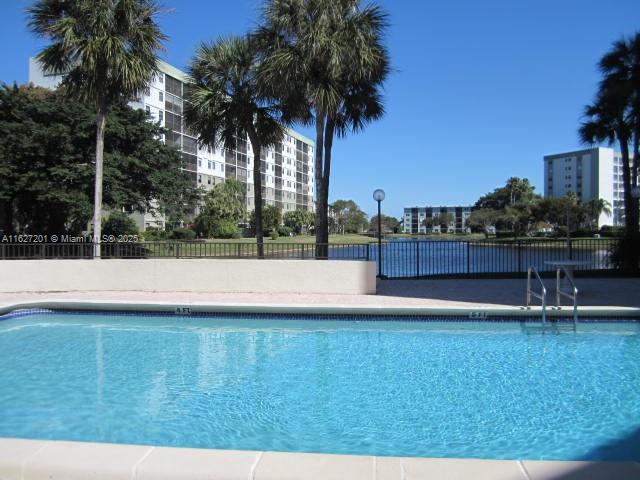 CYPRESS BEND I-A CONDO - Residential