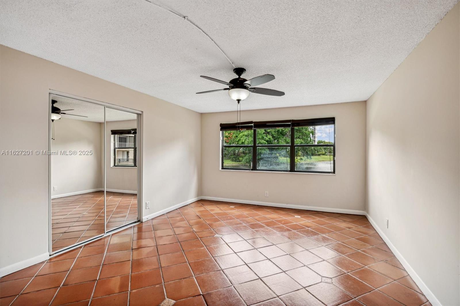 CYPRESS BEND I-A CONDO - Residential
