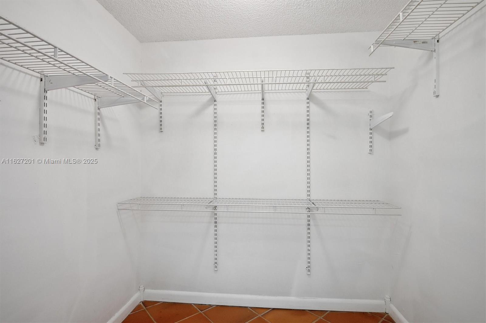 CYPRESS BEND I-A CONDO - Residential