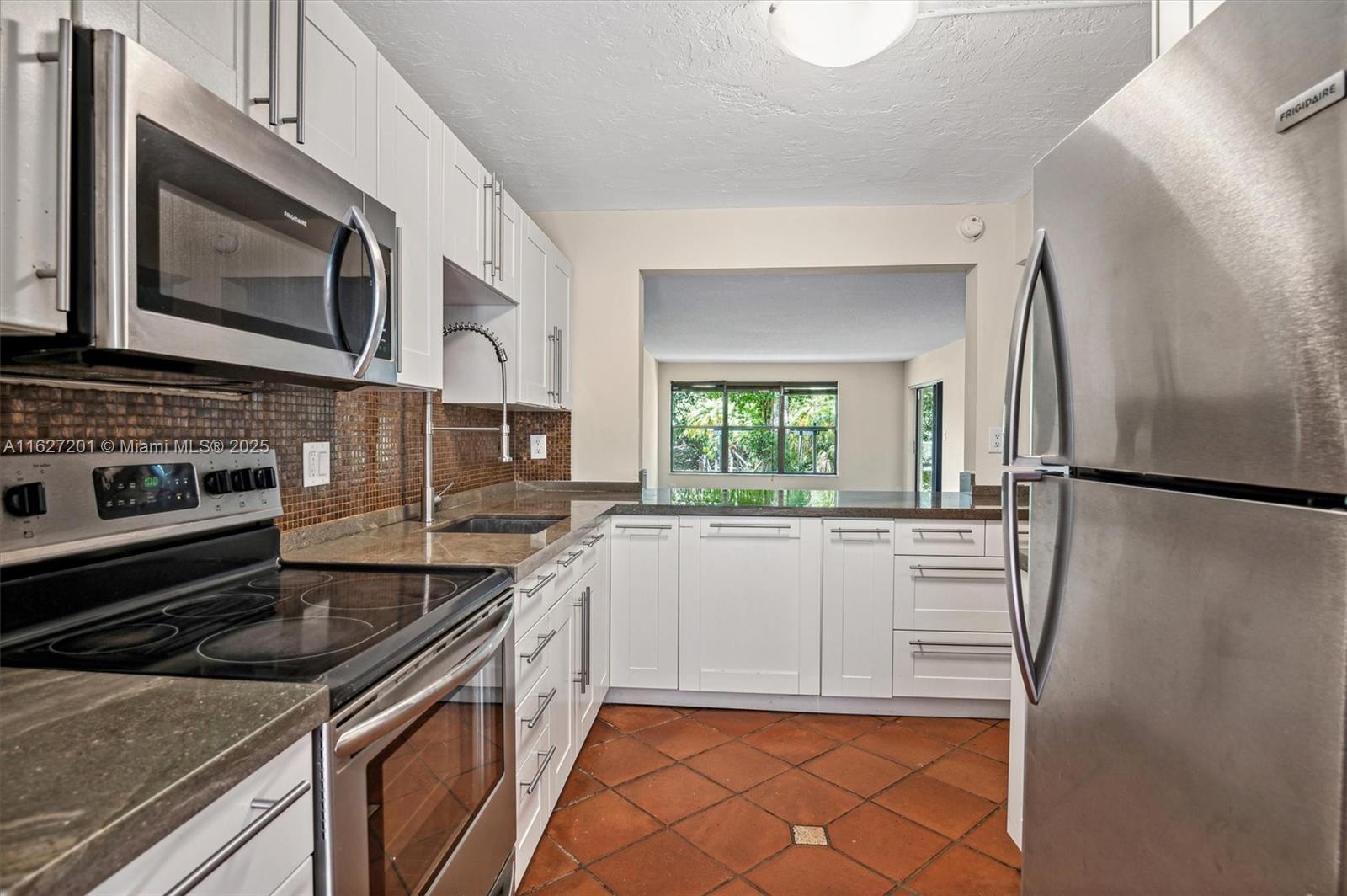 CYPRESS BEND I-A CONDO - Residential