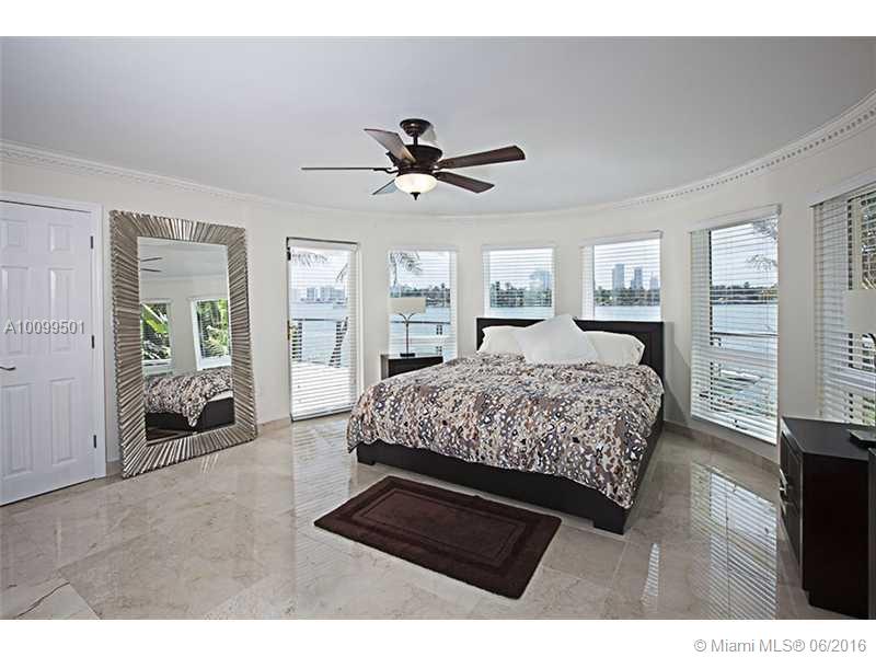 HIBISCUS ISLAND - Residential