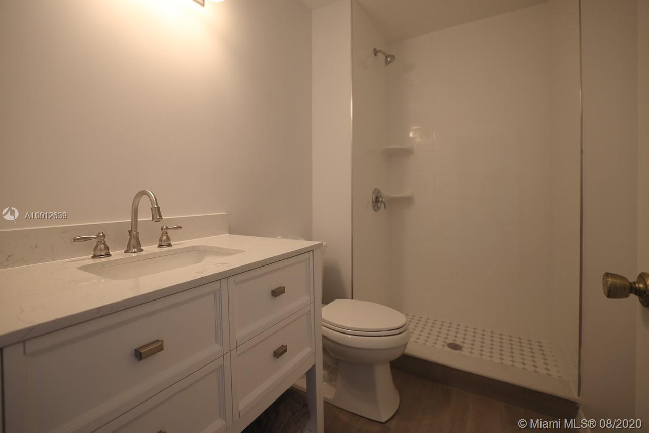 RIVERWALK 1 - Residential