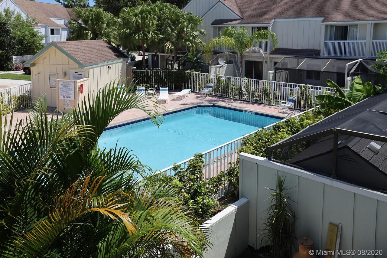 RIVERWALK 1 - Residential