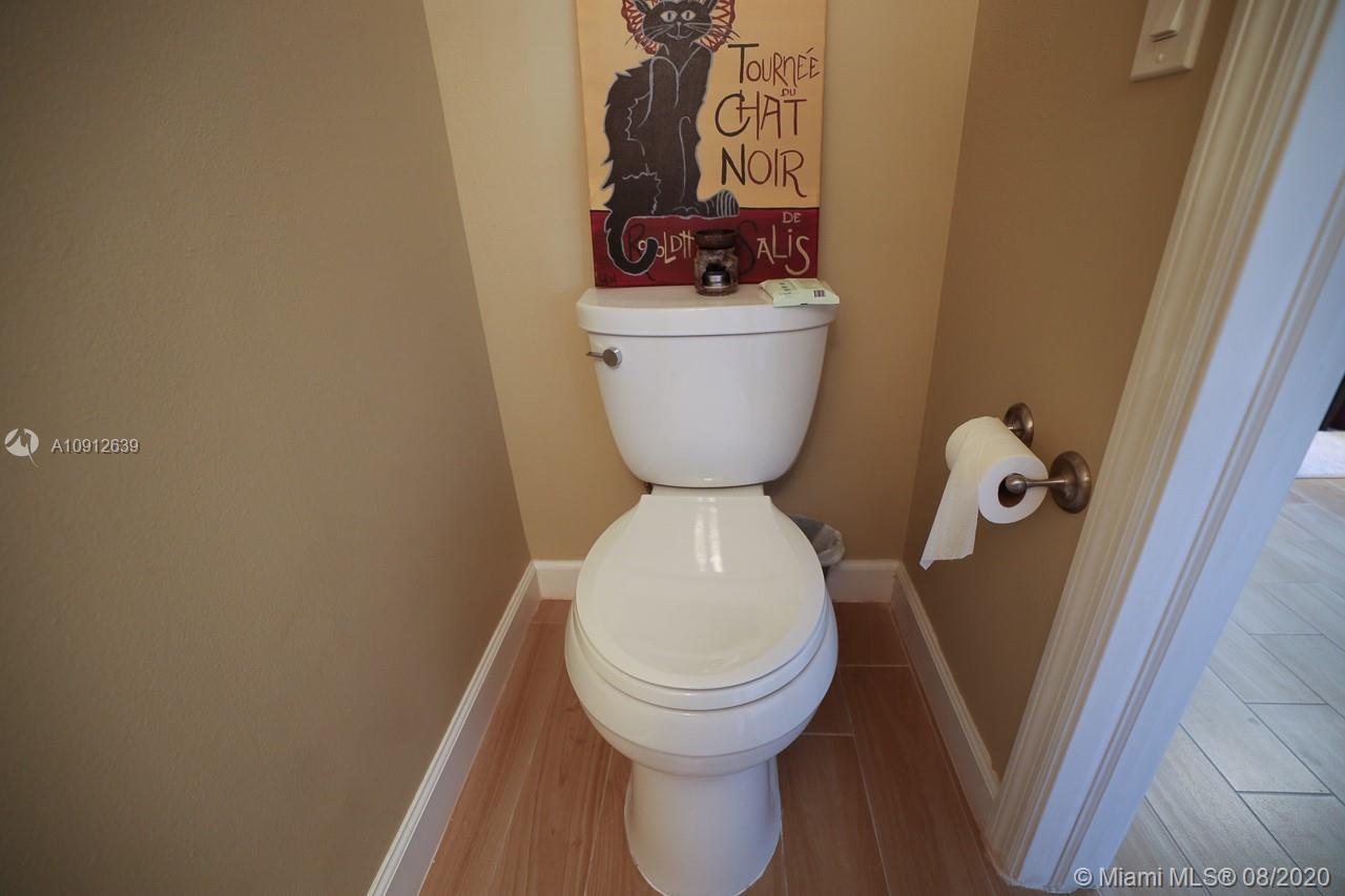 RIVERWALK 1 - Residential