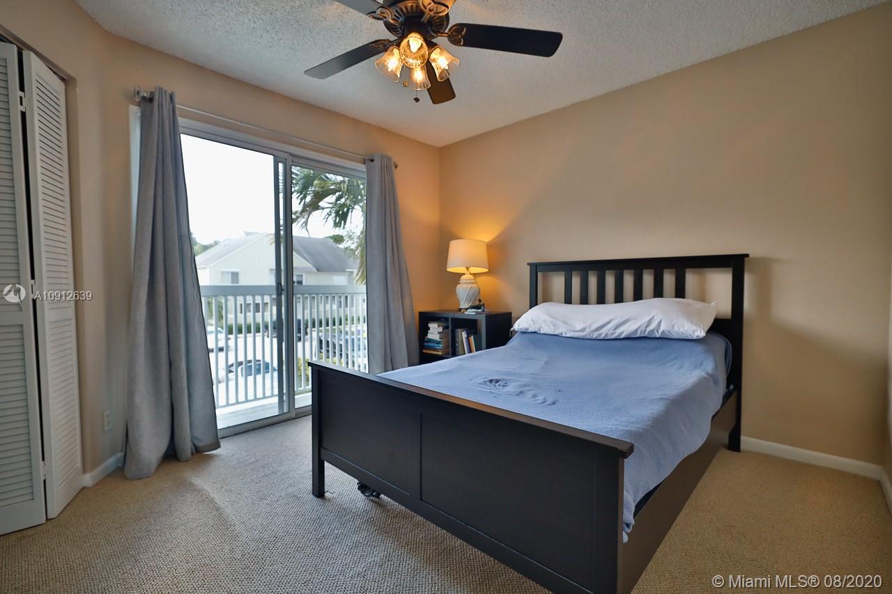 RIVERWALK 1 - Residential