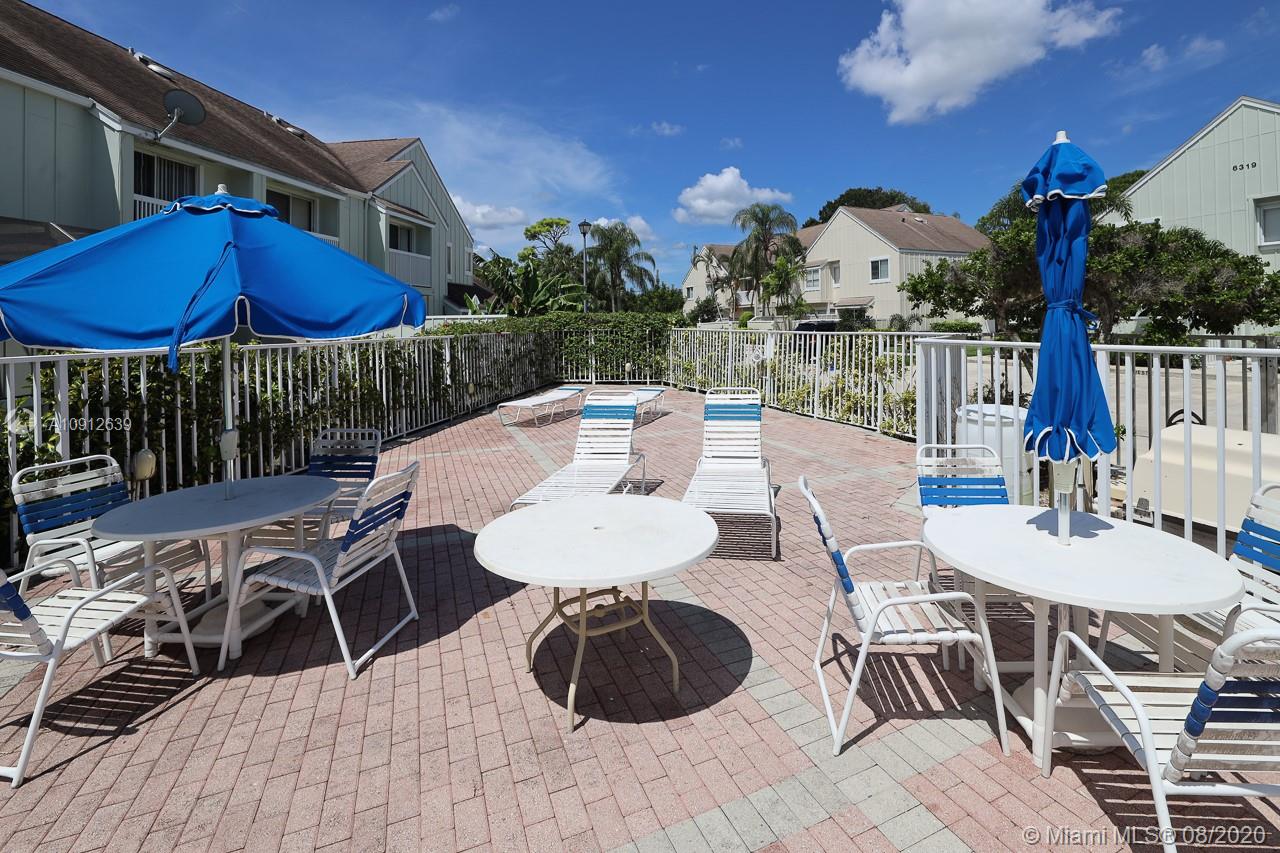 RIVERWALK 1 - Residential