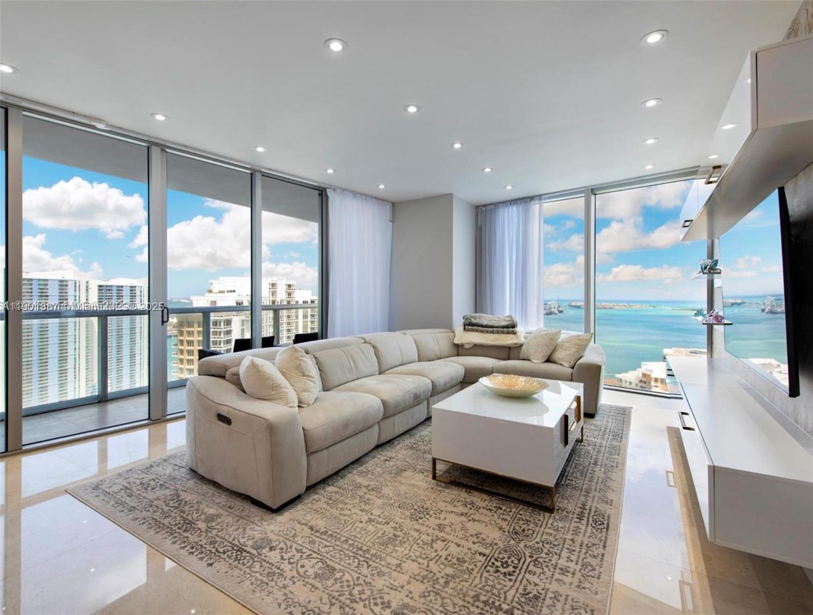 View photos, virtual tours, details... 495 Brickell Ave 3802