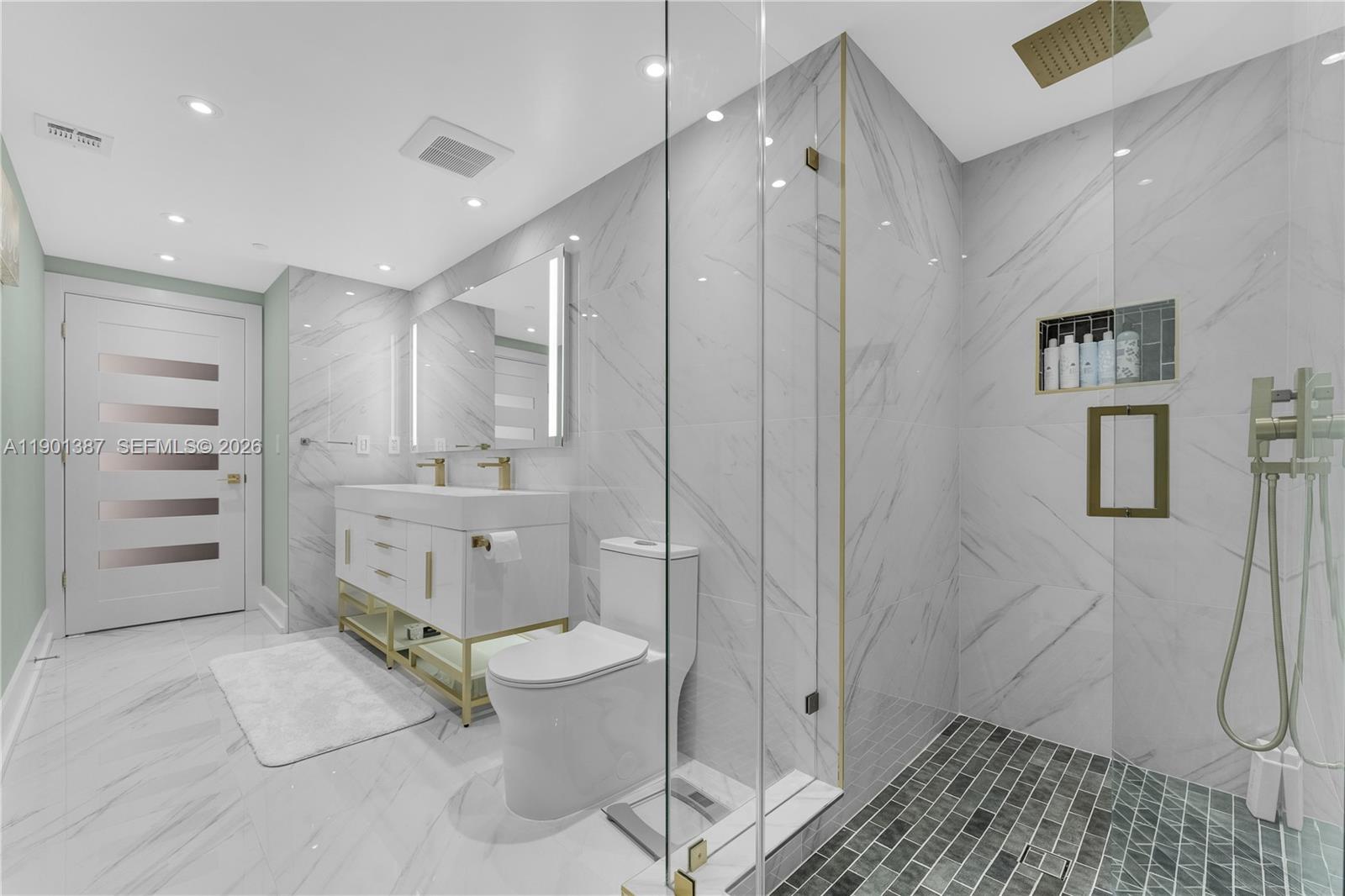 ICON BRICKELL NO TWO - Residential