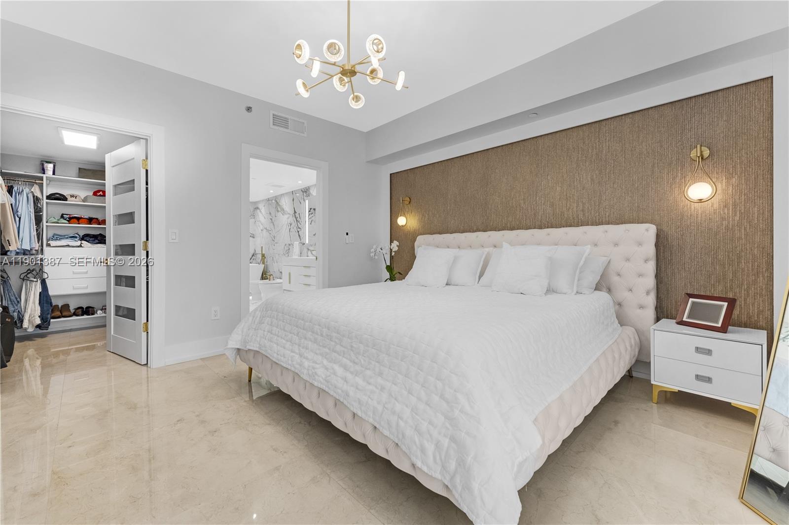 ICON BRICKELL NO TWO - Residential