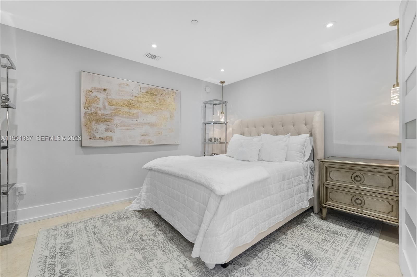 ICON BRICKELL NO TWO - Residential