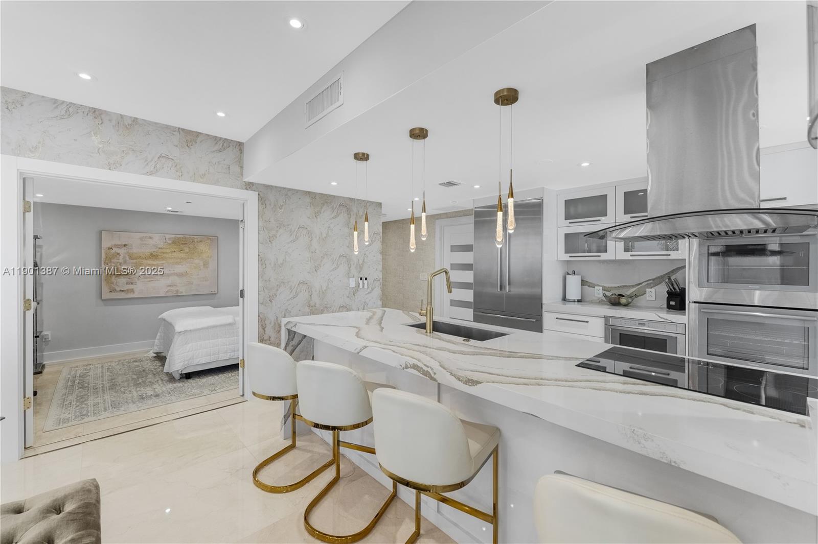ICON BRICKELL NO TWO - Residential